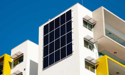 GREEN BULDING è la soluzione pensata per i piccoli/medi condomini che vogliono realizzare un impianto FER per la produzione e l’auto consumo dell’energia rinnovabile